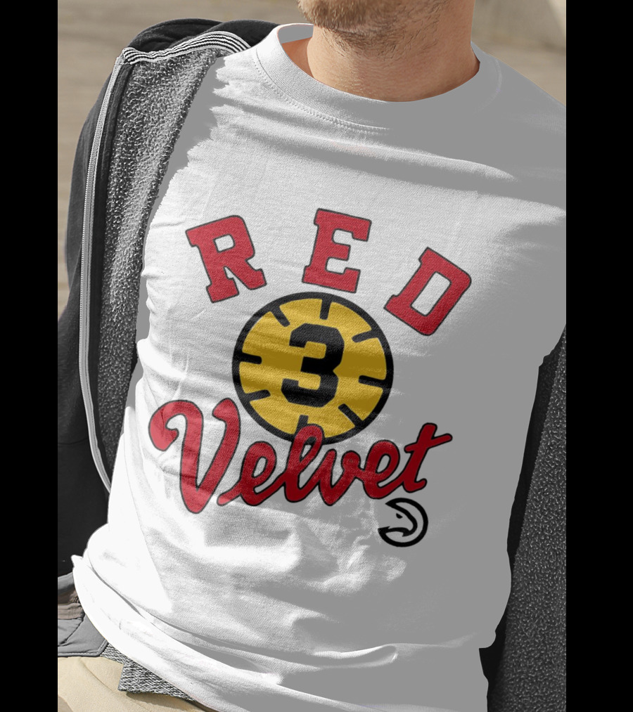 Kevin Huerter Red Velvet 3 Basketball Clock T-Shirt