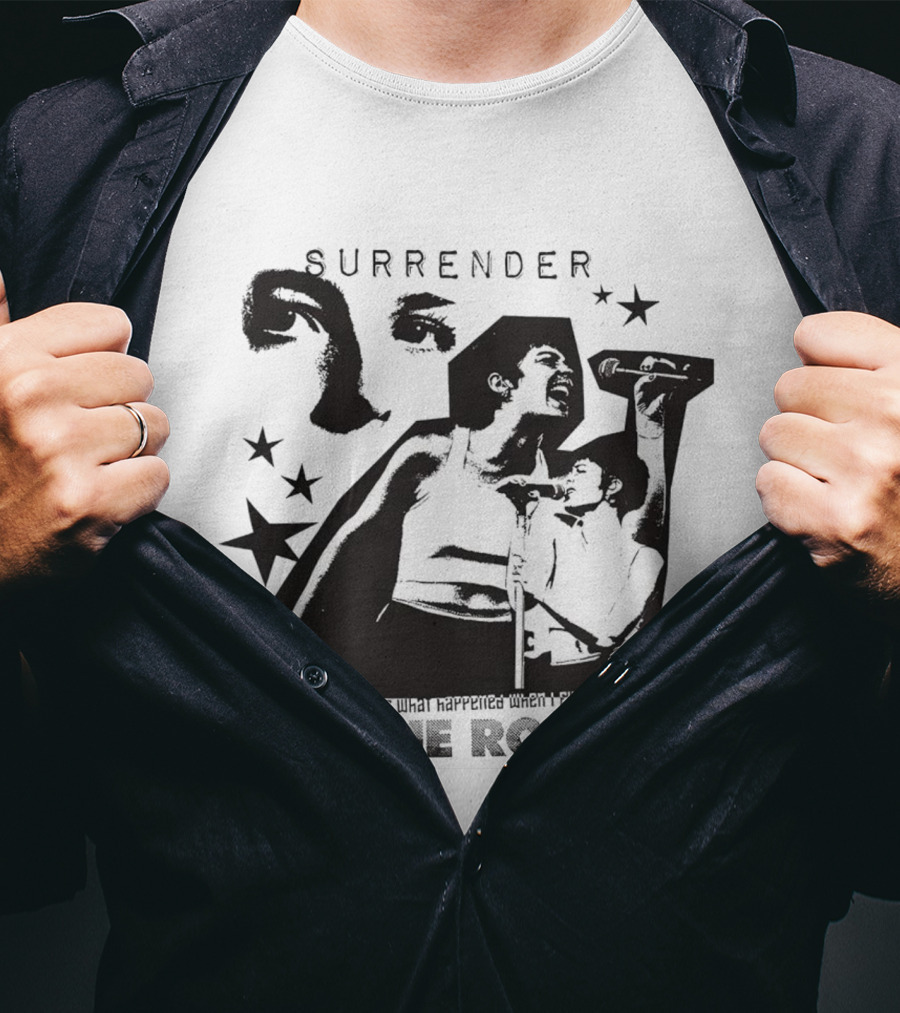 Surrender Stage Photo Maggie Rogers T-Shirt
