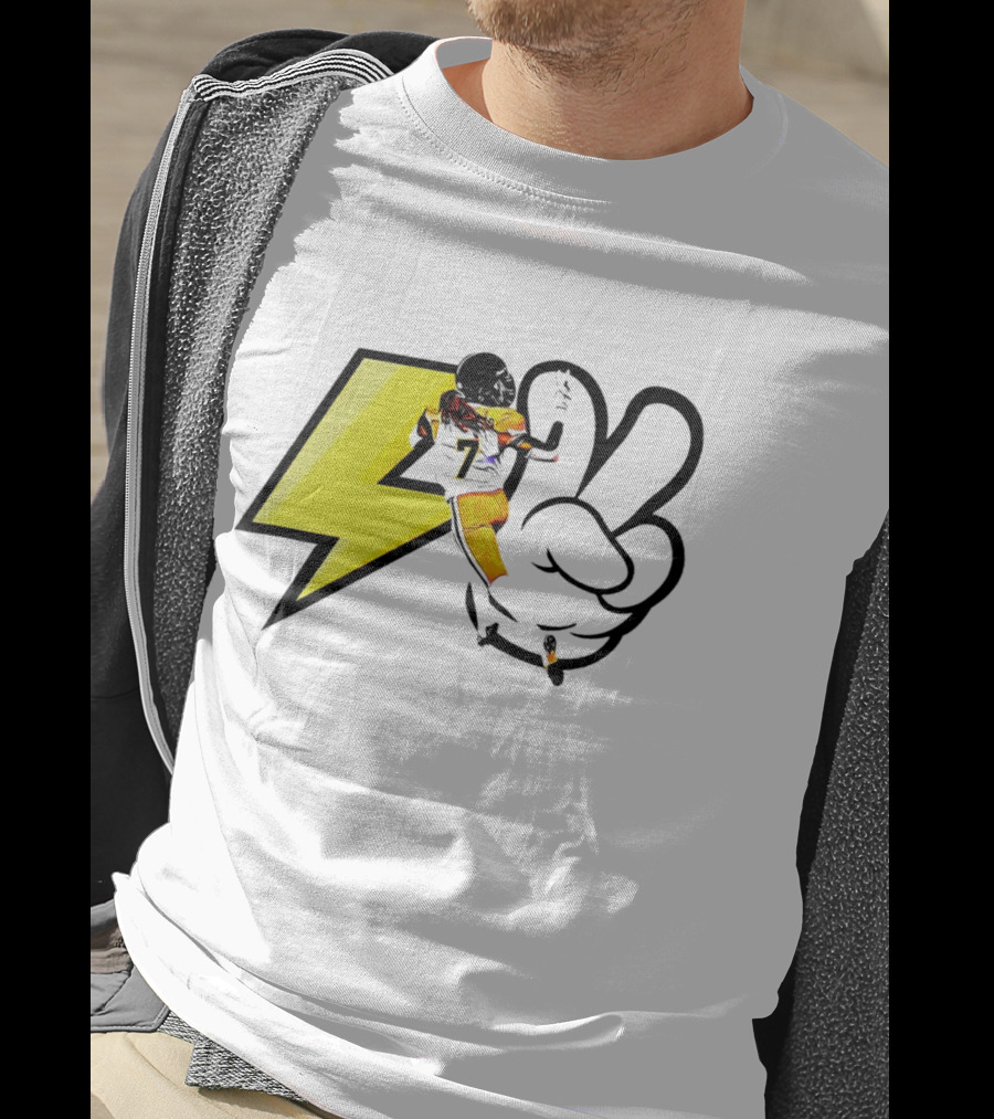 Lucky Whitehead Lightspeed BC Lions Football Lightning Bolt Victory Hand T-Shirt