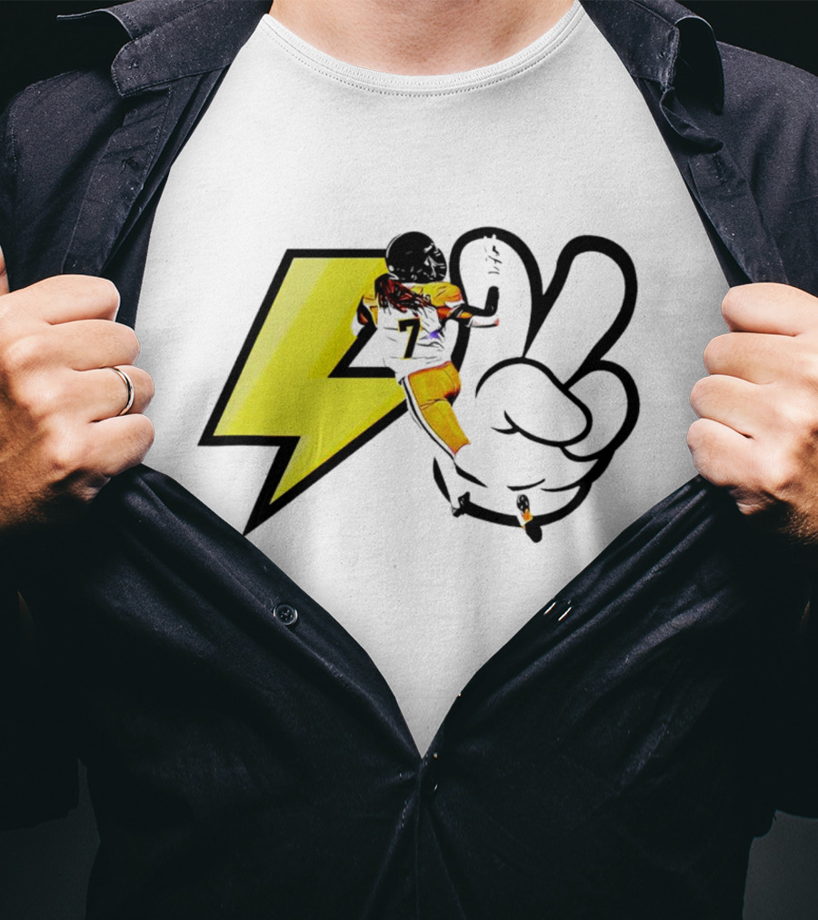 Lucky Whitehead Lightspeed BC Lions Football Lightning Bolt Victory Hand T-Shirt