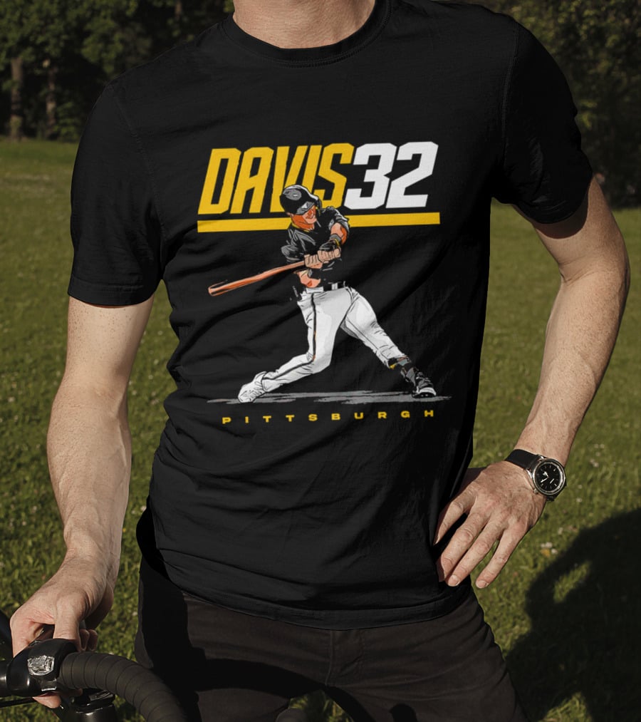 Davis 32 Pittsburgh Baseball Player Swinging Bat T-Shirt