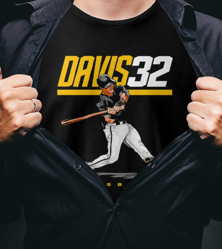 Davis 32 Pittsburgh Baseball Player Swinging Bat T-Shirt