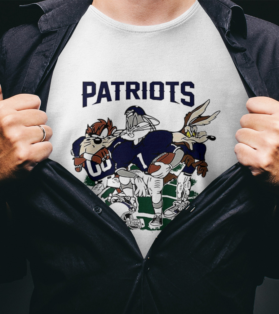 Patriots Looney Tunes Characters In Football Gear T-Shirt