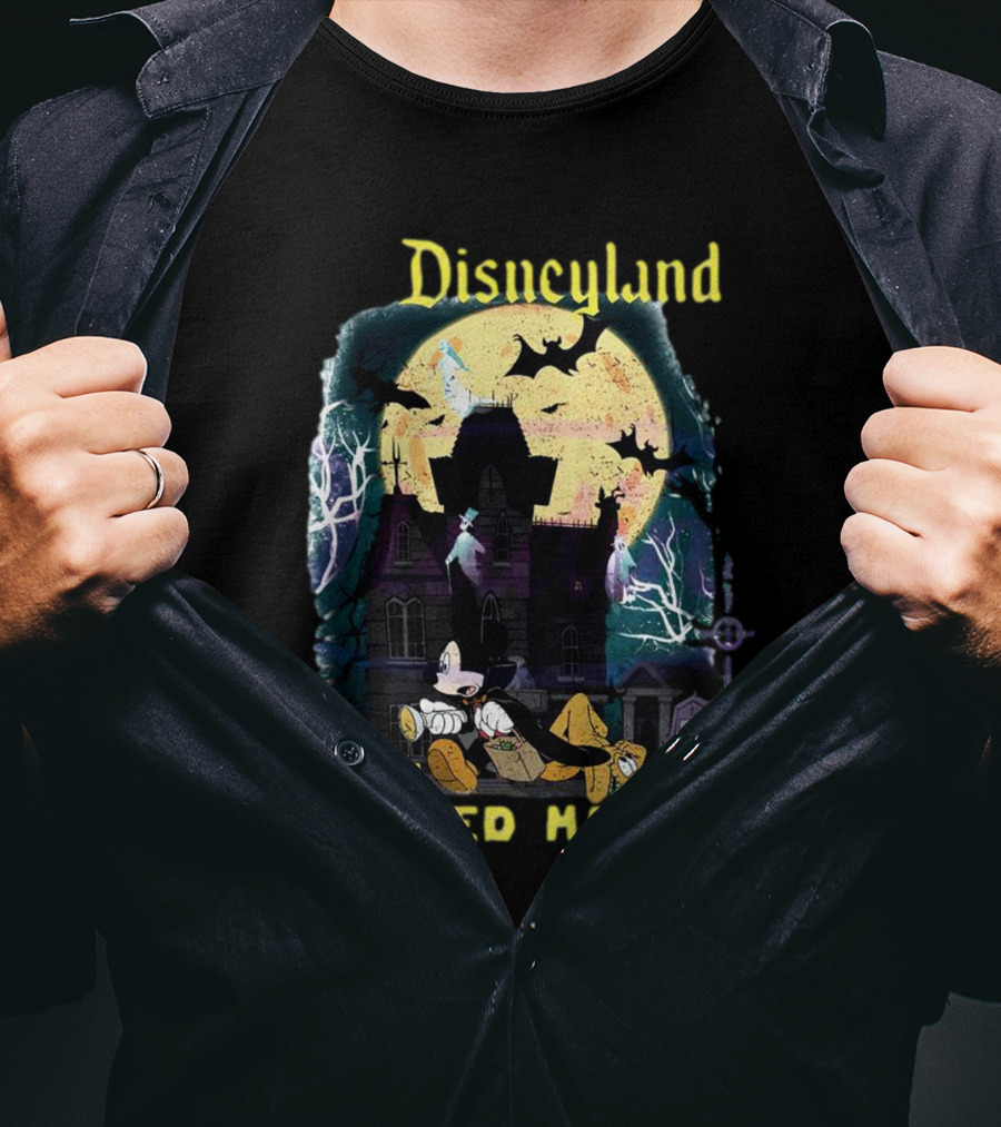 Disneyland The Haunted Mansion Mickey And Pluto Halloween Adventure T-Shirt