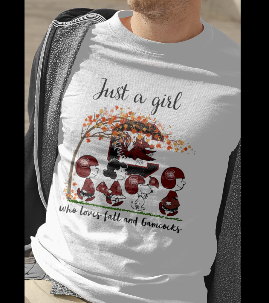 Just A Girl Who Loves Fall And Gamecocks Peanuts Cartoon T-Shirt