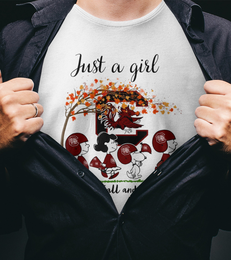 Just A Girl Who Loves Fall And Gamecocks Peanuts Cartoon T-Shirt