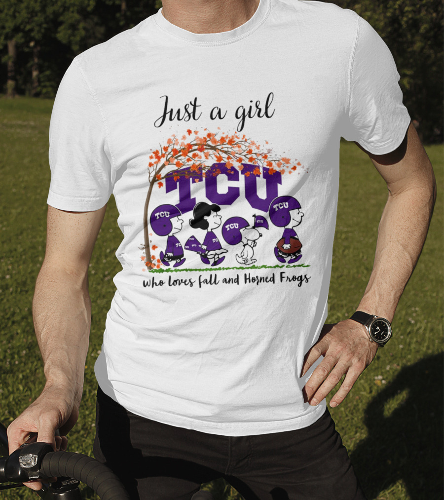 Just A Girl Who Loves Fall TCU Horned Frogs Peanuts Cartoon T-Shirt