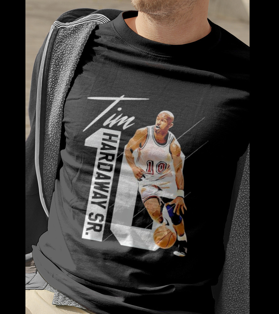 Tim Hardaway Sr. Basketball Number 10 Michigan Player T-Shirt