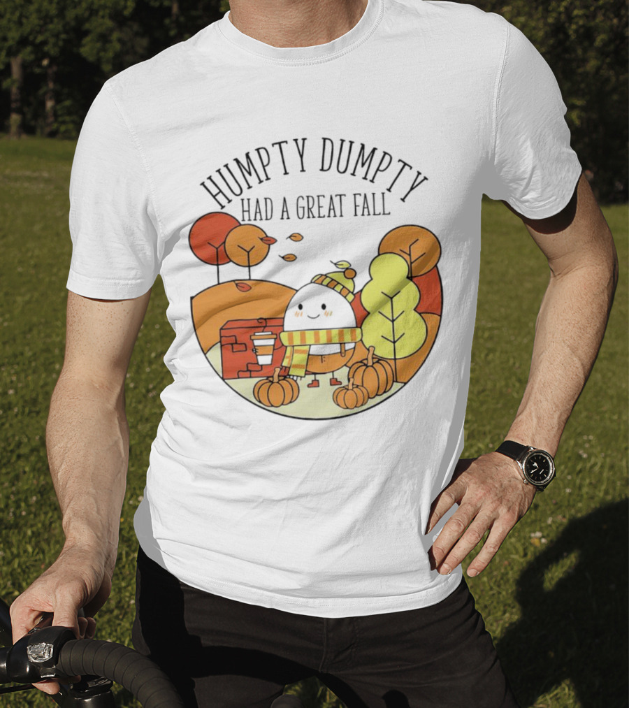 Humpty Dumpty Had A Great Fall Autumn Leaves Pumpkin Scarf Cafe Scene T-Shirt
