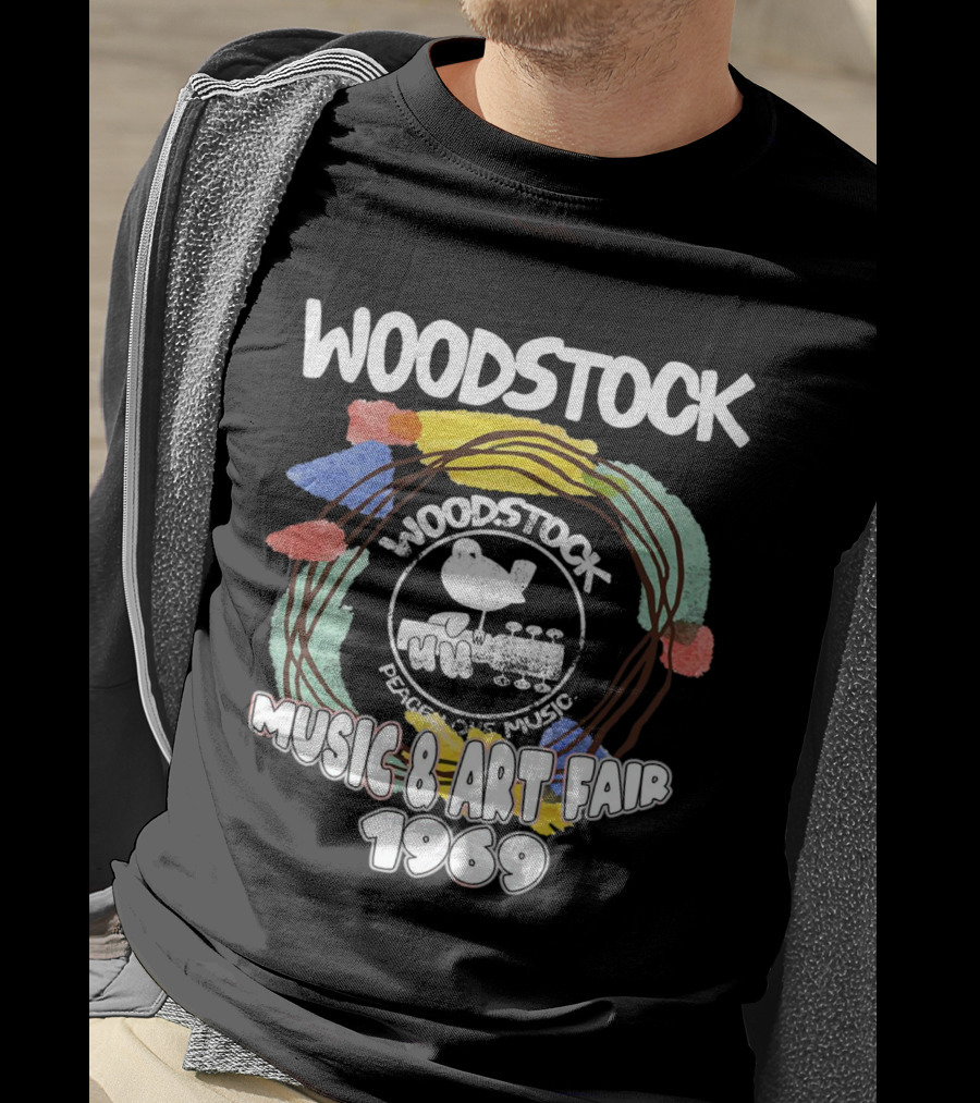 WOODSTOCK Music And Art Fair 1969 Peace And Music T-Shirt