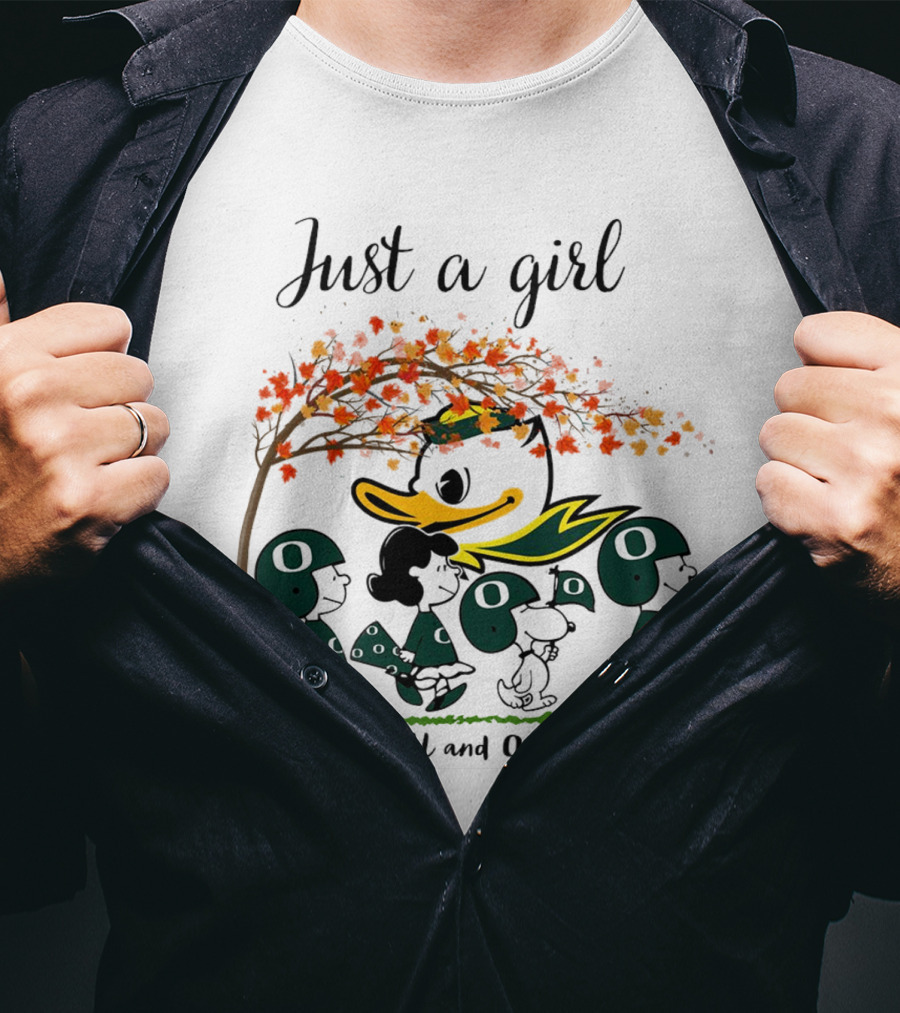 Just A Girl Who Loves Fall And Oregon Ducks Peanuts Cartoon T-Shirt