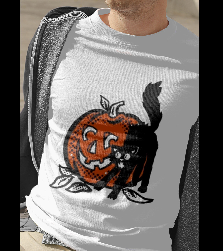 Vintage Halloween Pumpkin And Black Cat T-Shirt