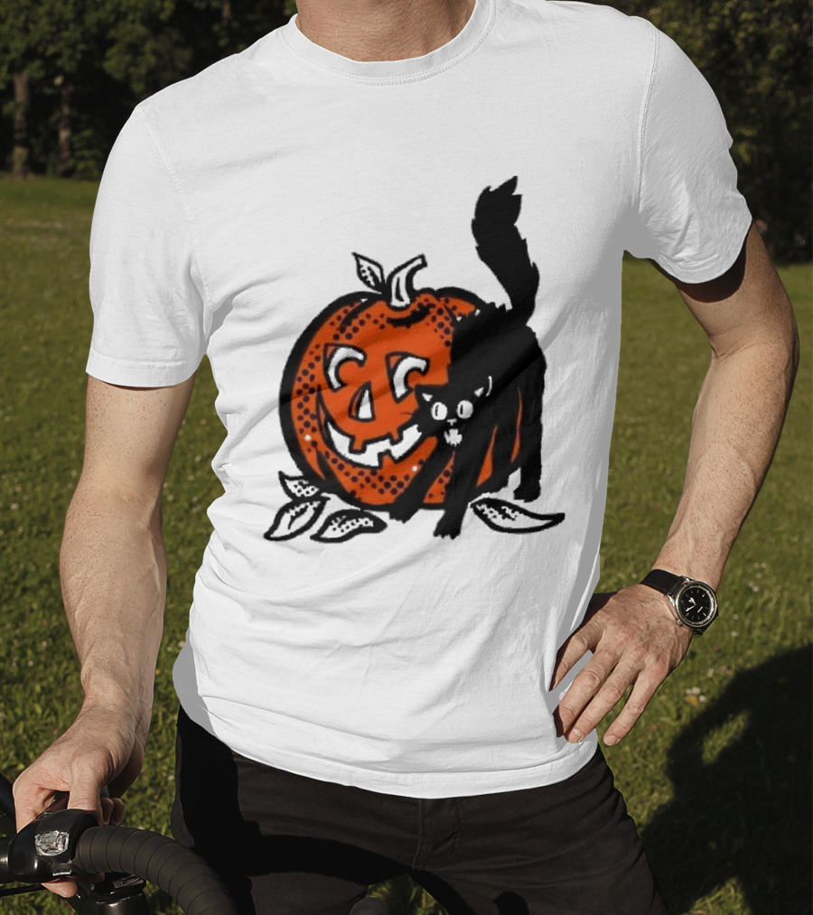 Vintage Halloween Pumpkin And Black Cat T-Shirt