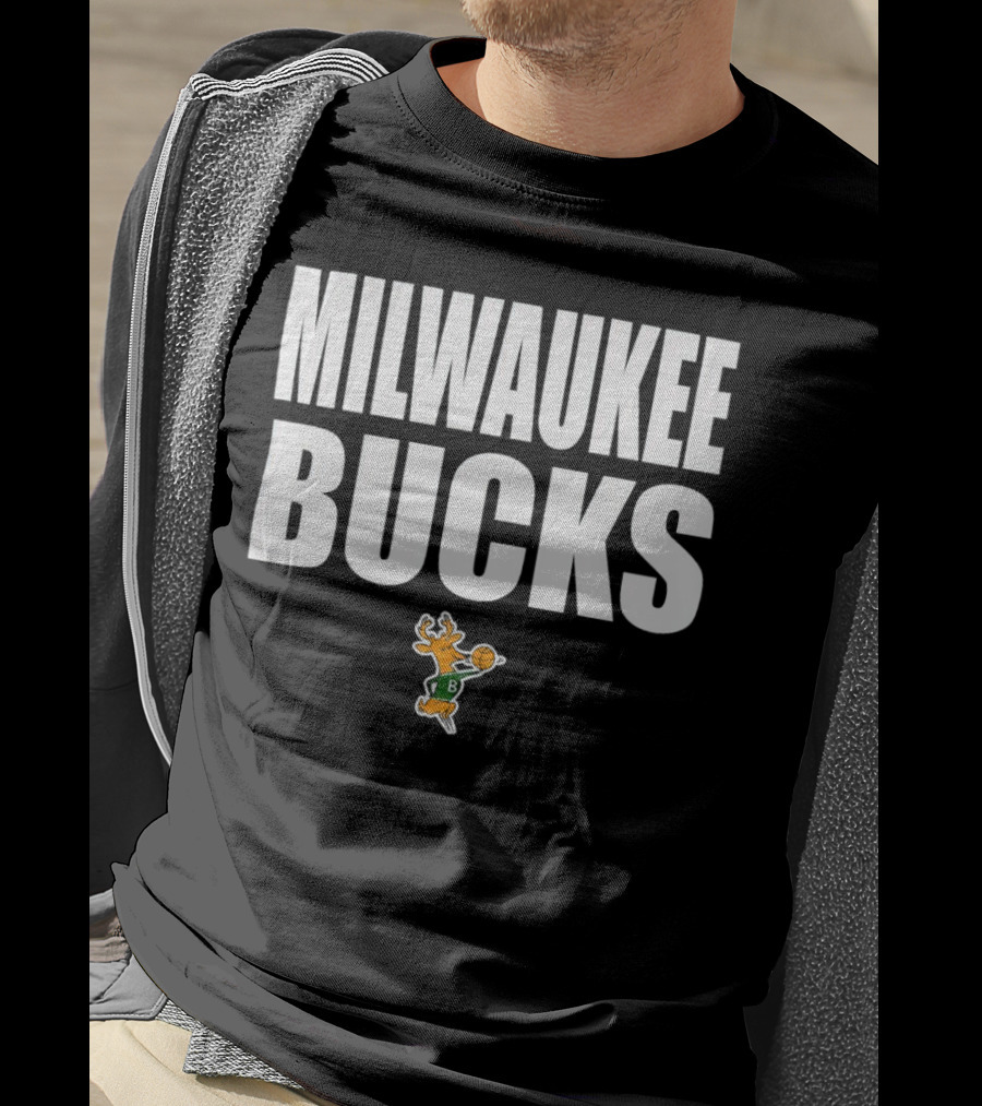 Milwaukee Bucks Mitchell And Ness Hardwood Classic Vintage T-Shirt