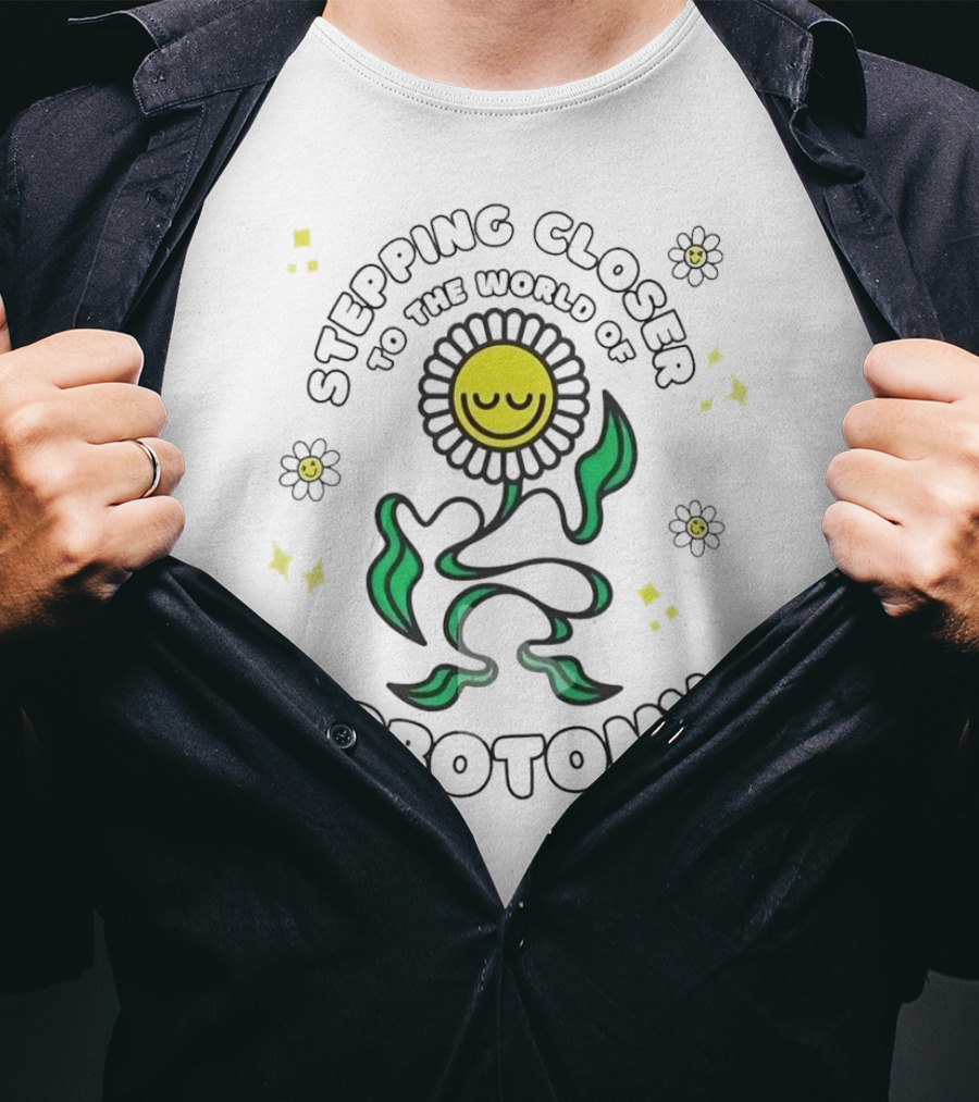 Stepping Closer To The World Of Lobotomy Happy Face Flower Alien T-Shirt
