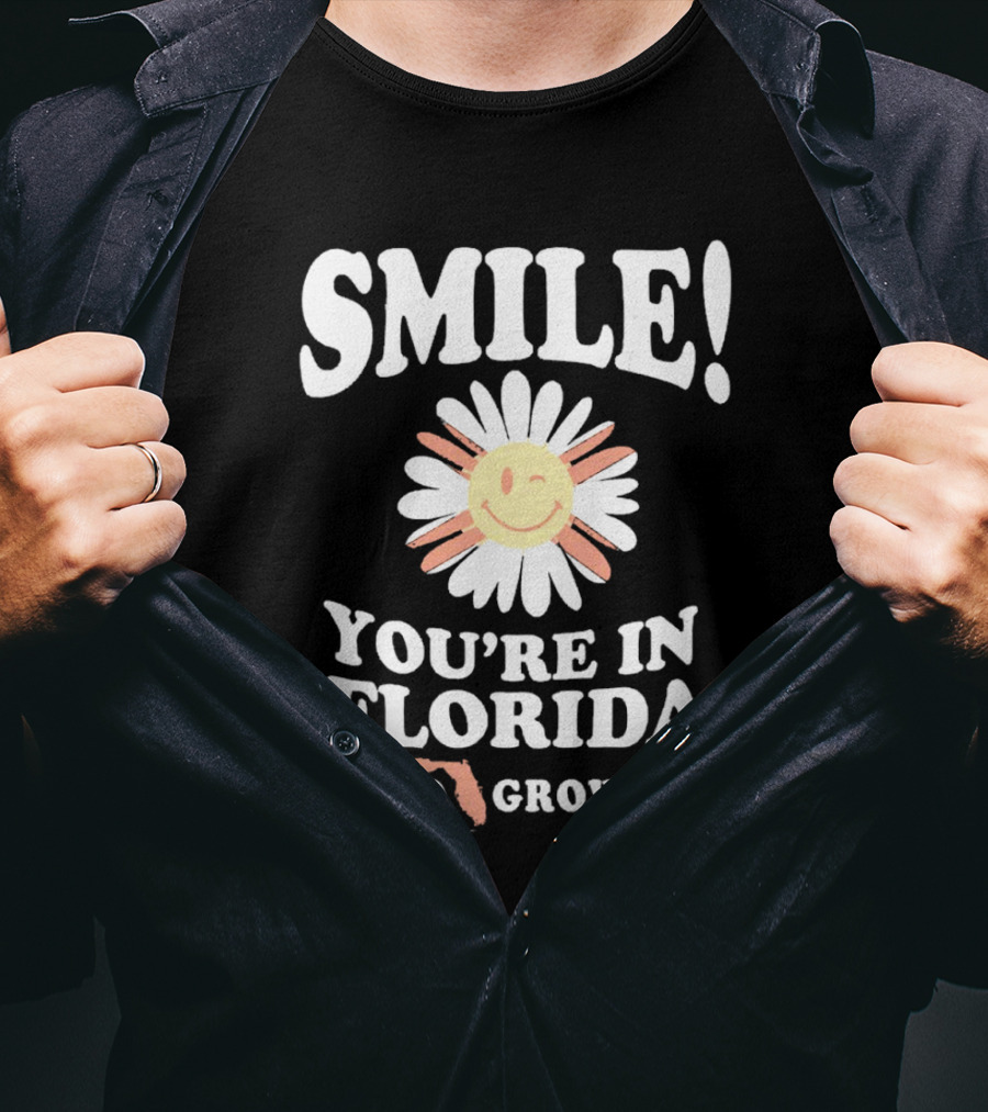 Smile You’re In Florida Flo Grown Daisy Map Fun T-Shirt