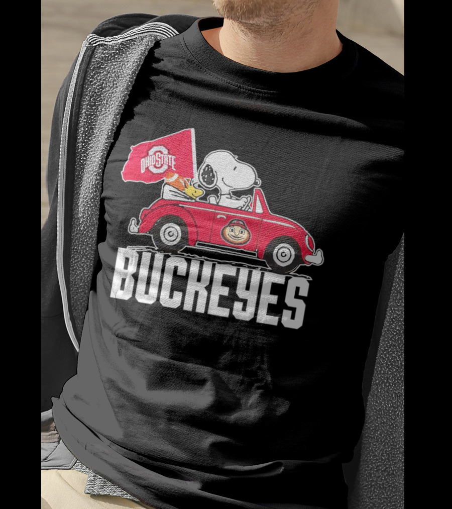 Snoopy And Woodstock Driving Red Car With Ohio State Buckeyes Flag T-Shirt