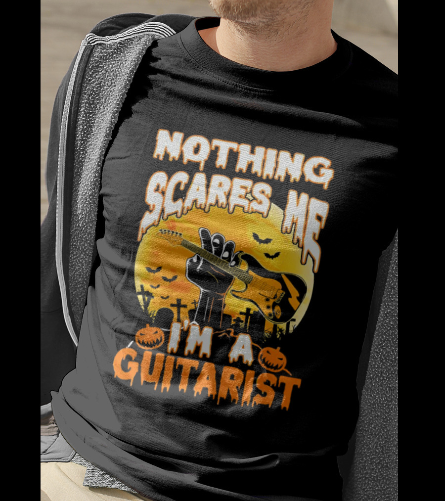 Nothing Scares Me I'm A Guitarist Music Vintage Halloween Graveyard Scene Guitar Hand Pumpkins Bats T-Shirt