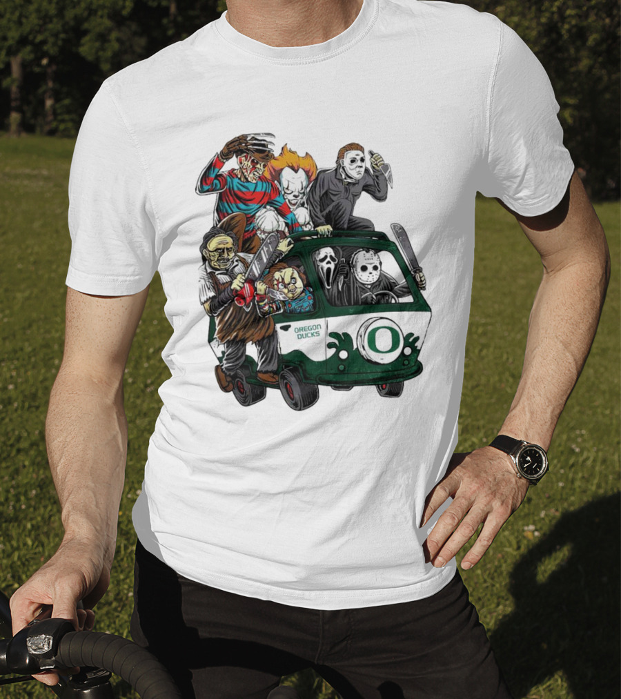 Oregon Ducks Horror Characters Bus Halloween Freddy Jason Michael Myers Pennywise Mask T-Shirt