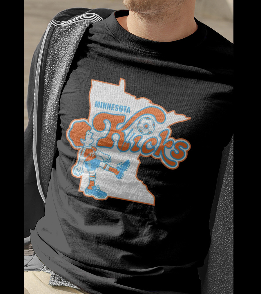 Minnesota Kicks Soccer Player In State Outline T-Shirt