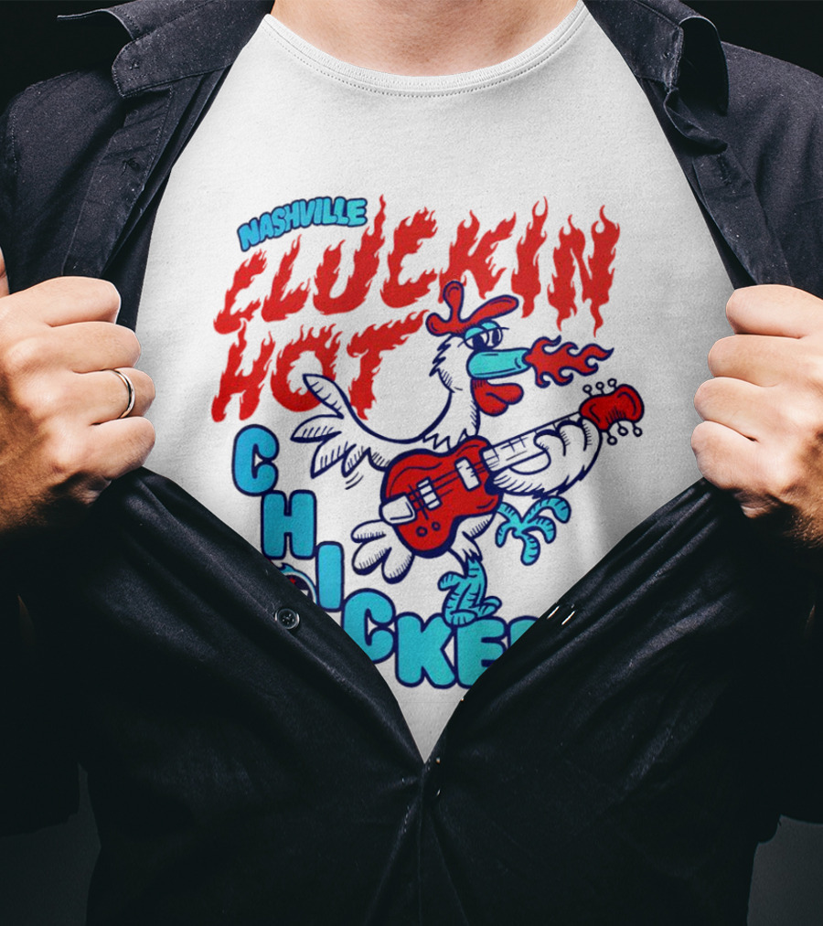 Nashville Cluckin Hot Chicken Tennessee Titans Guitar Rooster T-Shirt