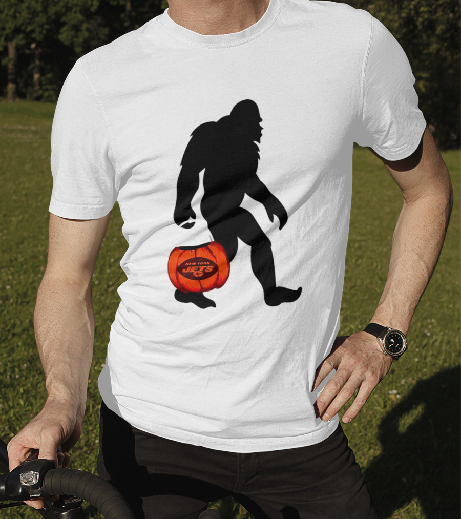 New York Jets Bigfoot Halloween Pumpkin T-Shirt