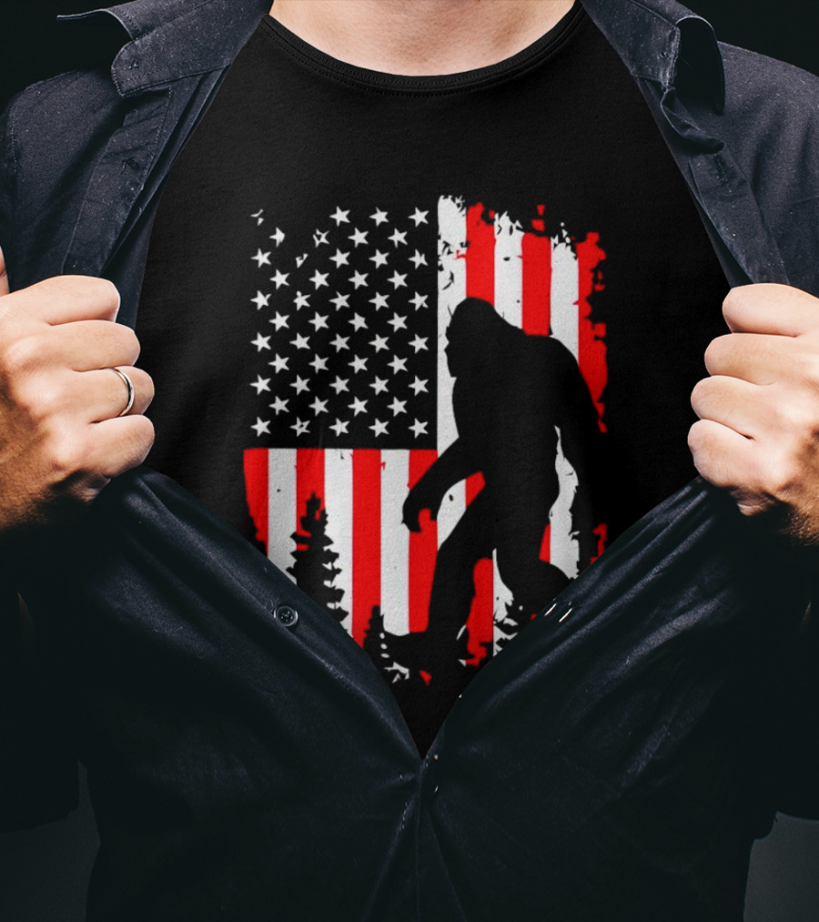 Bigfoot Silhouette With American Flag Background T-Shirt