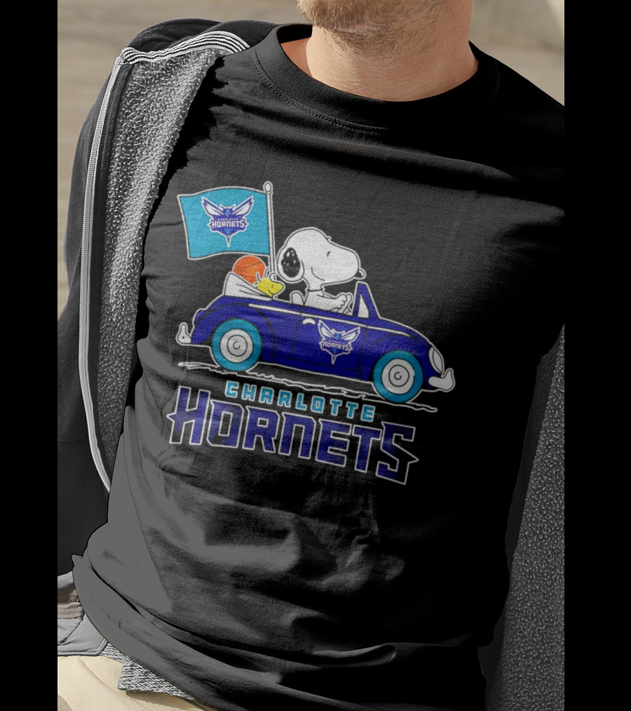 Charlotte Hornets Snoopy Dog Driving Car With Flag T-Shirt