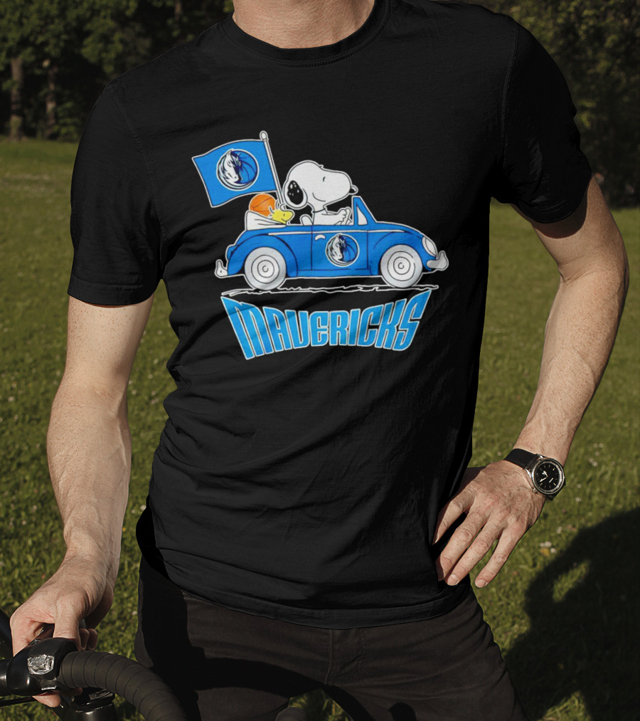 Mavericks Basketball Snoopy Driving Car With Logo Flag T-Shirt