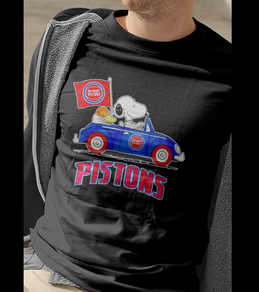Detroit Pistons Basketball Snoopy Driving Car With Flag T-Shirt