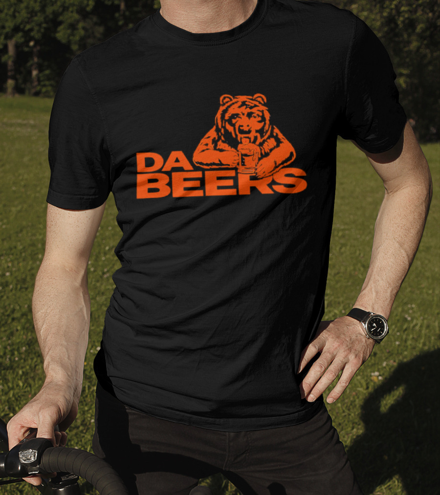 Da Beers Chicago Bears Football Beer Drinking Bear T-Shirt
