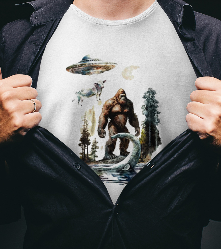 UFO Bigfoot Sasquatch Loch Ness Monster Alien Forest Scene T-Shirt