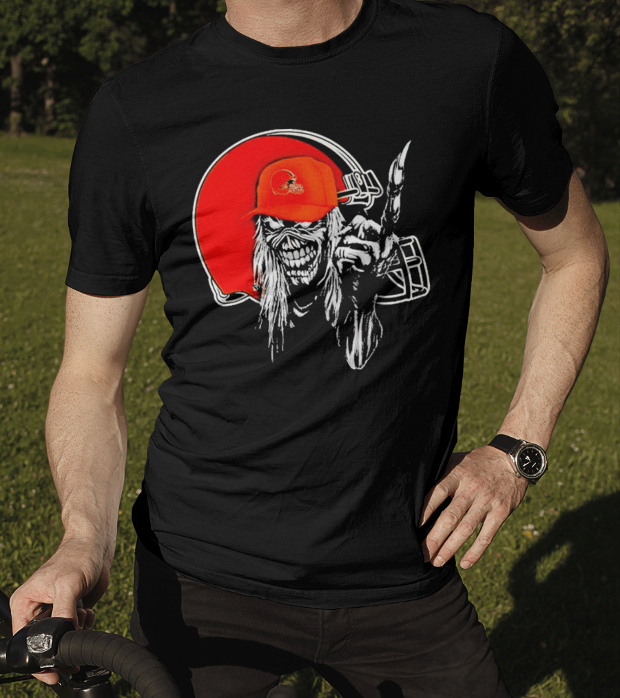 Cleveland Browns Skull With Helmet Halloween Football T-Shirt