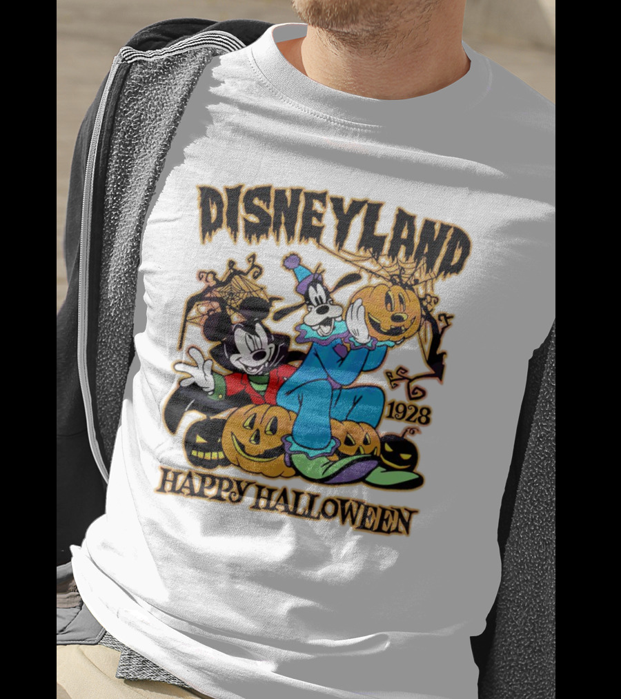 Disneyland Happy Halloween 1928 Mickey Goofy Pumpkins T-Shirt