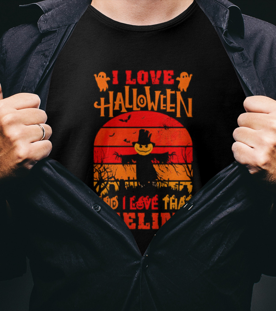 I Love Halloween I Love That Feeling Scarecrow Sunset Ghosts T-Shirt
