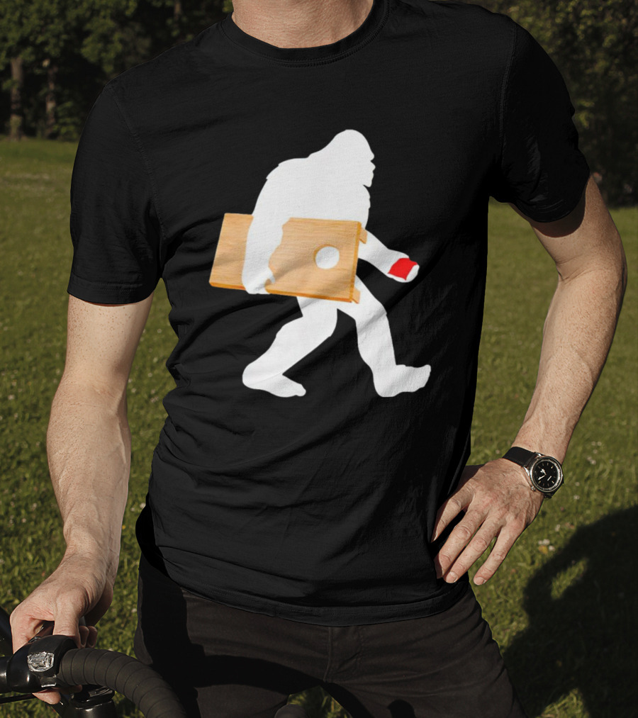 Bigfoot Cornhole Players Lawn Game Silhouette With Red Cup T-Shirt