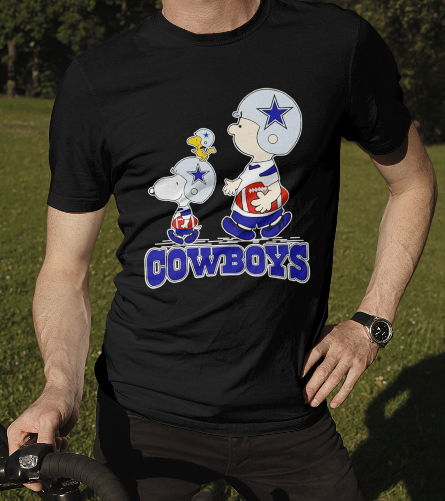 Cowboys Snoopy Charlie Brown Woodstock Football Helmets T-Shirt
