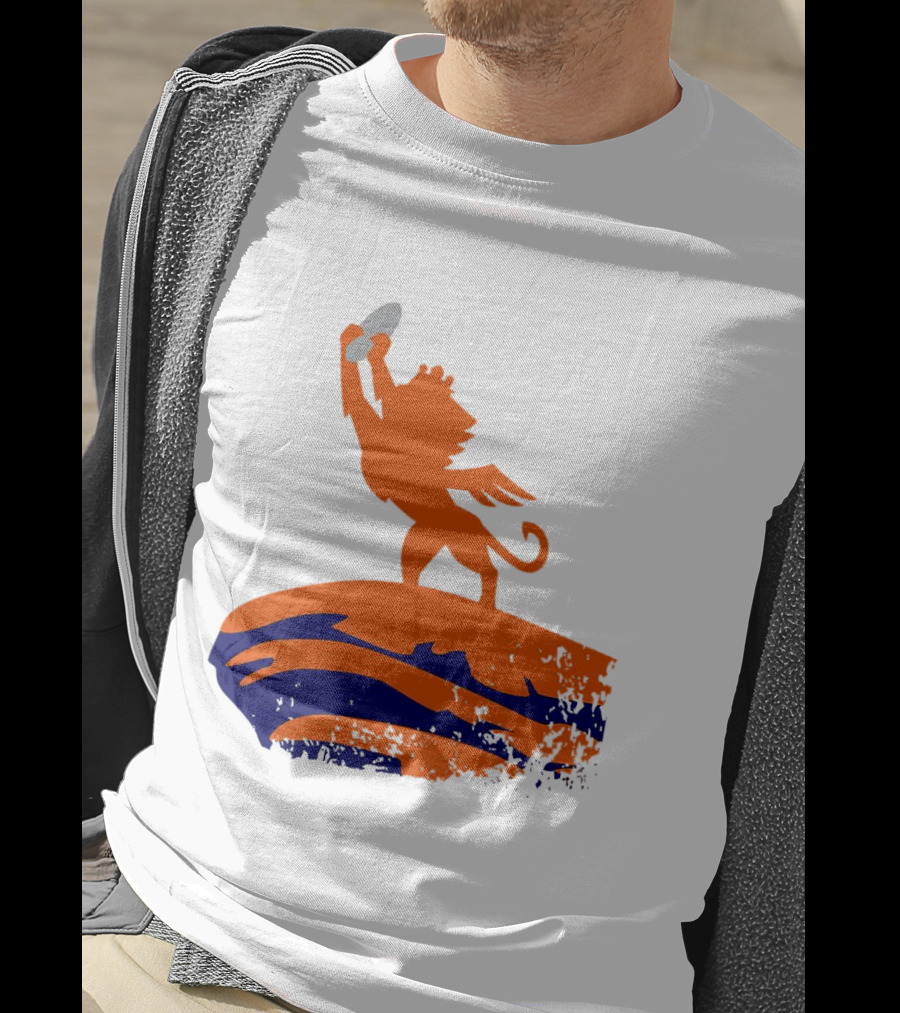 Fc Cincinnati King Of The Shield Orange Lion Crowned On Mound T-Shirt
