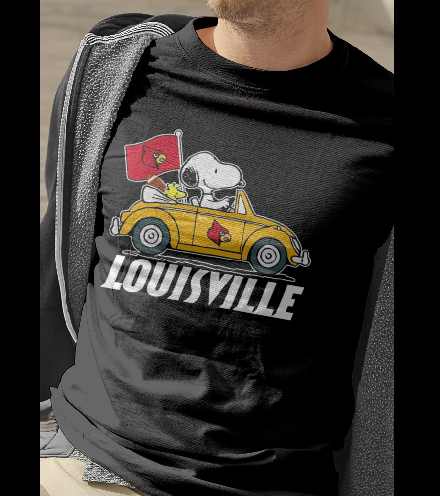 Snoopy And Woodstock Driving Louisville Cardinals Car T-Shirt
