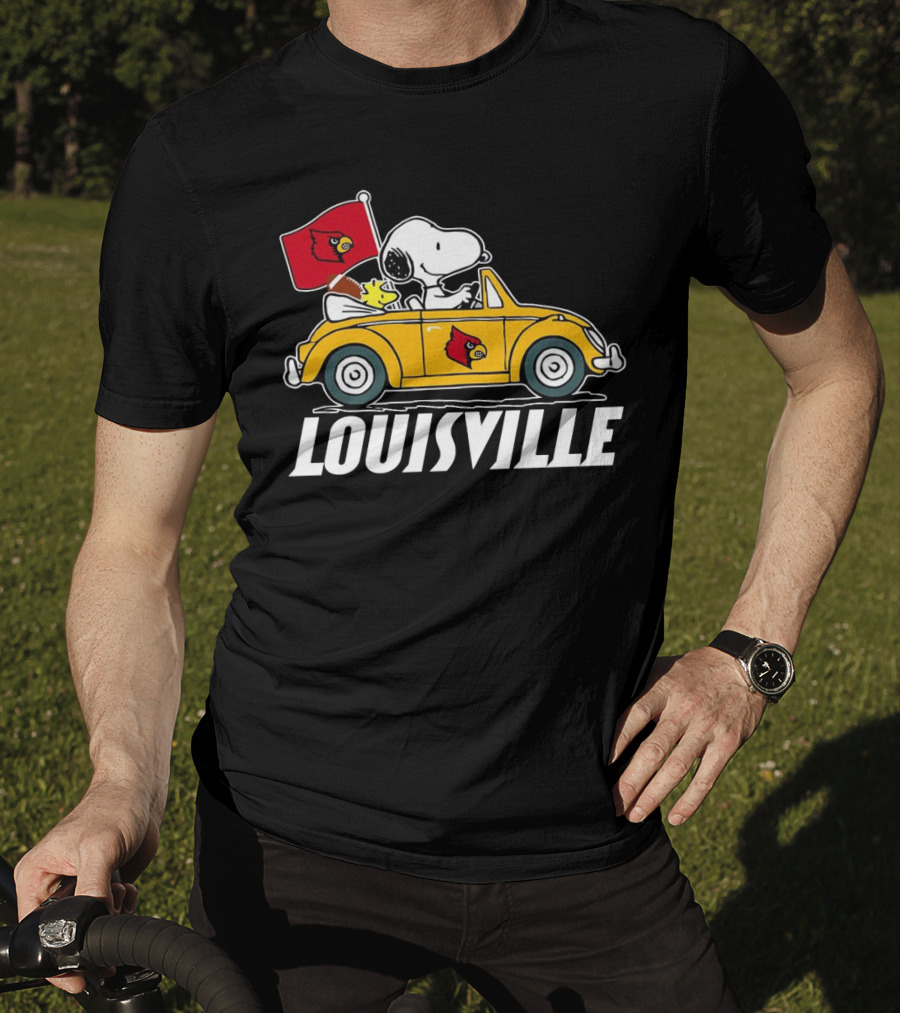 Snoopy And Woodstock Driving Louisville Cardinals Car T-Shirt