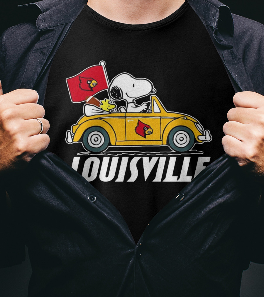 Snoopy And Woodstock Driving Louisville Cardinals Car T-Shirt