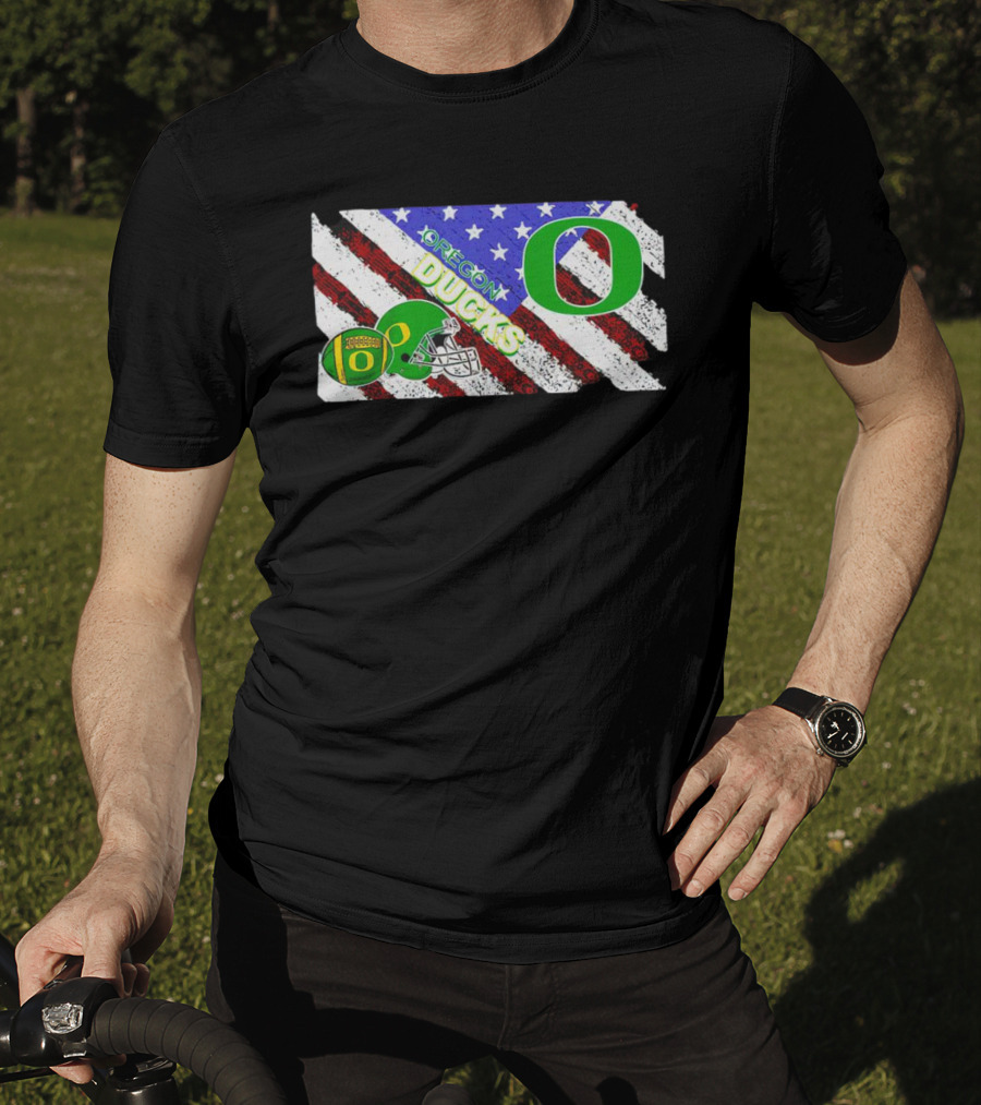 Oregon Ducks American Flag Helmet NCAA T-Shirt