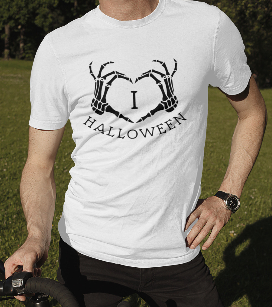 Skeleton Heart I Love Halloween T-Shirt