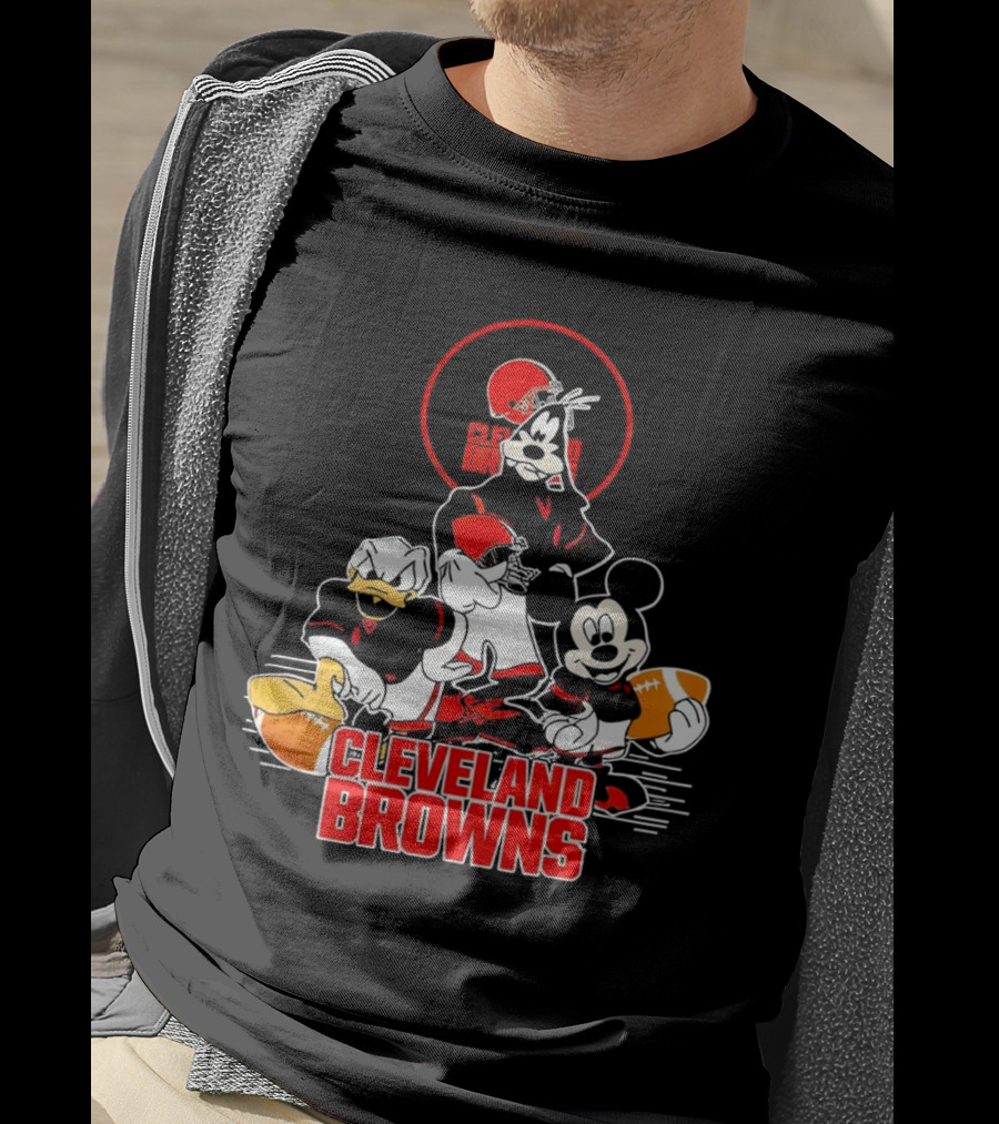 Cleveland Browns NFL Mickey Mouse Donald Duck Goofy Football Team T-Shirt