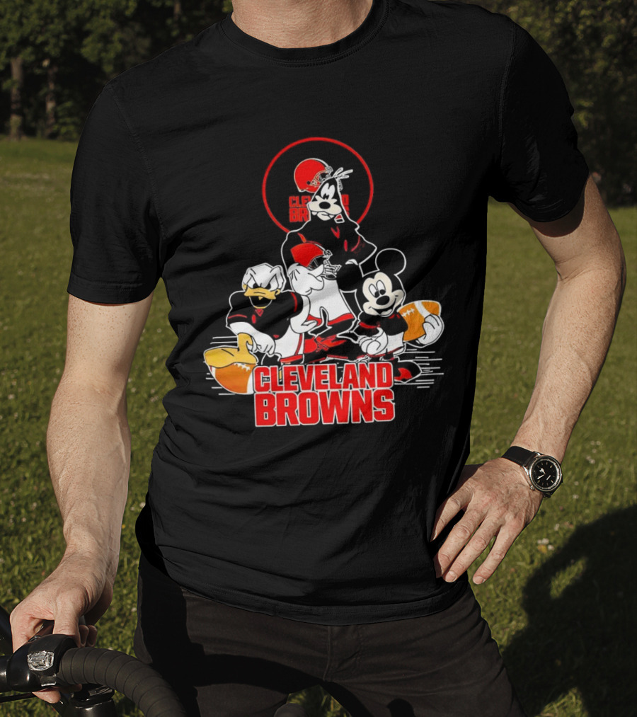 Cleveland Browns NFL Mickey Mouse Donald Duck Goofy Football Team T-Shirt