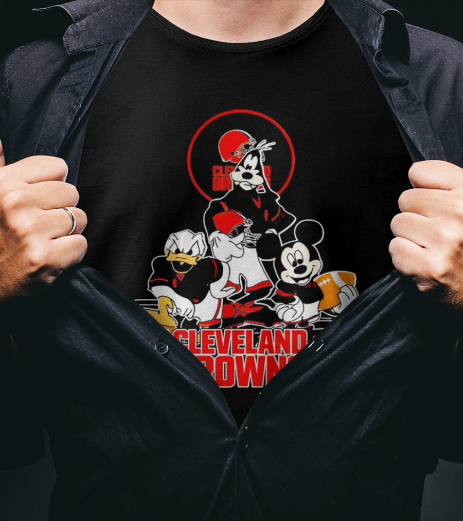 Cleveland Browns NFL Mickey Mouse Donald Duck Goofy Football Team T-Shirt