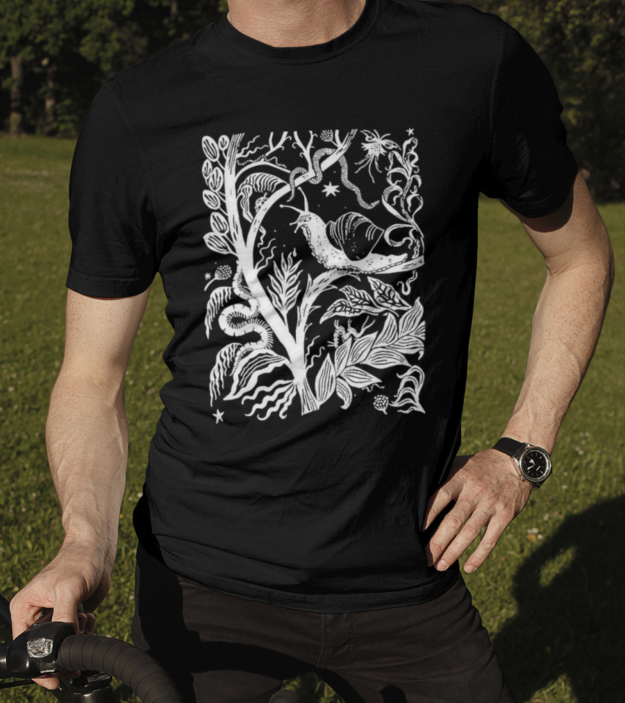 Elispencer November Enchanted Forest Snail Motif T-Shirt