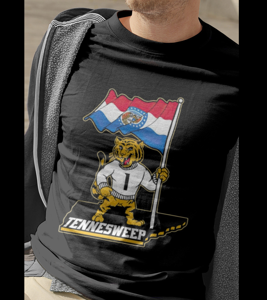 Missouri Tigers Mascot Holding Flag Tennesweep T-Shirt