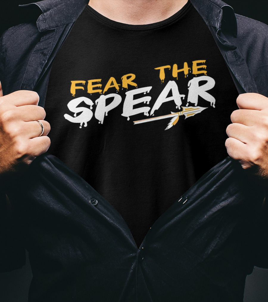 Fear The Spear Dripping Text Spearhead Arrow T-Shirt