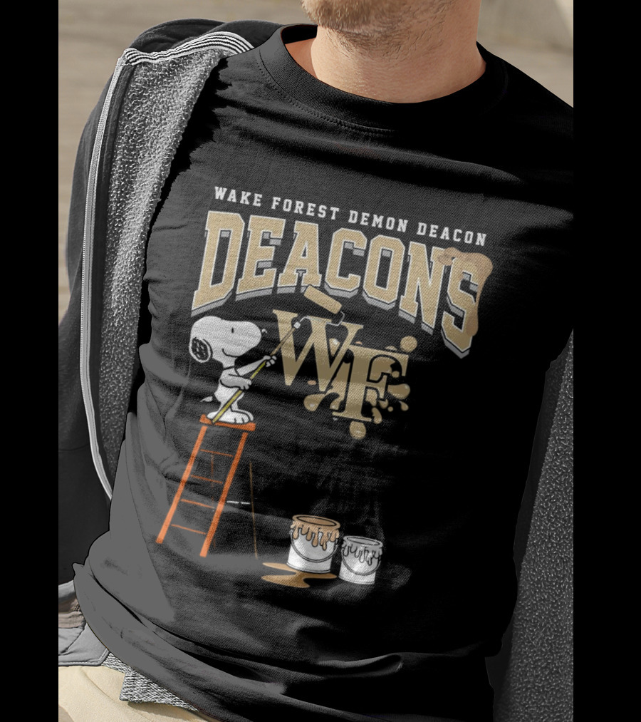 Wake Forest Demon Deacons Snoopy Painting Team Spirit T-Shirt